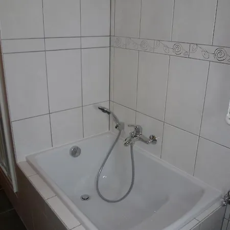 La Cachette, Au Charme Authentique A