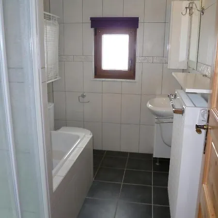 Tatil Evi La Cachette, Au Charme Authentique A Ovifat