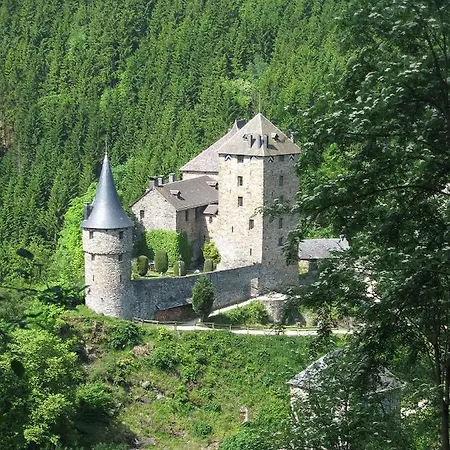 La Cachette, Au Charme Authentique A